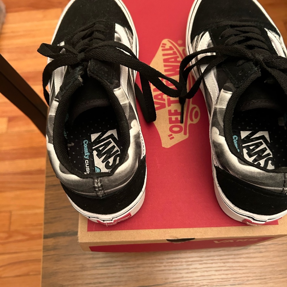 Vans After Dark Comfycush Old Skool Shoe - women’s size 6.5 (boys 5.0) - Picture 5 of 5